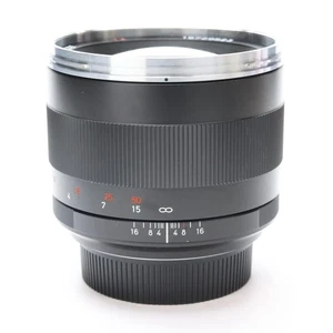 Carl Zeiss Planar T* 85mm F/1.4 ZE (for Canon EF mount) #111 - Picture 1 of 12