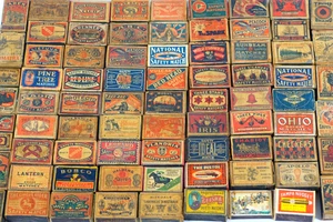 Konvolut antike Streichholzschachteln Phillumeny 77 Safety Matchboxen mit Etiketten - Bild 1 von 22