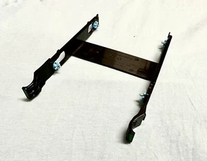 HP Hard Disk HDD Tray Festplatten Caddy Z210 Z220 Z230 Z420 Z440 P/N 640983-001 - Bild 1 von 1