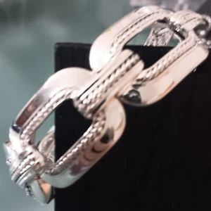 NAPIER Mod/Contemporary Shiny Silver Smooth & Twisted Texture Stretch Bracelet - Picture 1 of 5