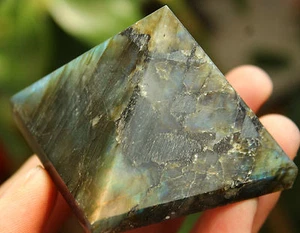 188 g NATURAL CRISTAL PULIDO Labradorita CRISTAL Brillo/Pirámide de Fuego CURACIÓN - Imagen 1 de 12