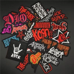 Zufällige Menge 25 Rockband Aufnäher Bügelbild Musik Punk Roll Heavy Metal Nähen - Bild 1 von 12