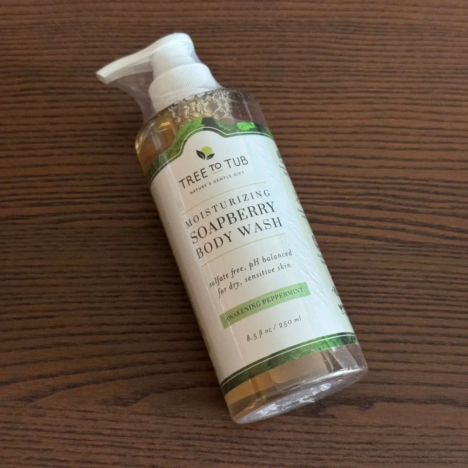 Tree To Tub - Moisturizing Soapberry Body Wash, Peppermint, 8.5 Fl Oz/250 mL - Image 1 of 3