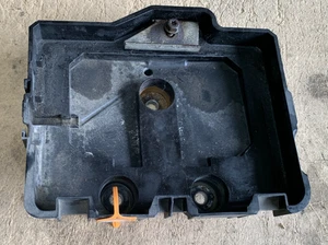 RENAULT TWINGO BATTERY TRAY HOLDER ASSEMBLY III 1.0   (2014-2019) A4535400040 - Picture 1 of 11