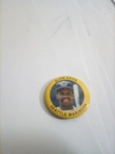 ALVIN DAVIS  1984 Fun Foods Baseball Button SEATTLE MARINERS Pin FREE SHIPPING - Picture 1 of 2