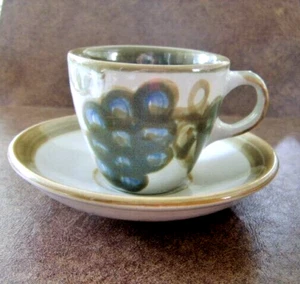 Flat Cup and Saucer VINTAGE OLIVE GREEN by John B. Taylor aka Louisville Potte - Picture 1 of 10