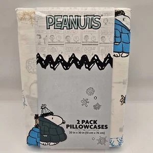 Peanuts Snoopy Puffer Jacket Confezione da 2 federe NUOVE dimensioni standard 20x30 - Foto 1 di 2