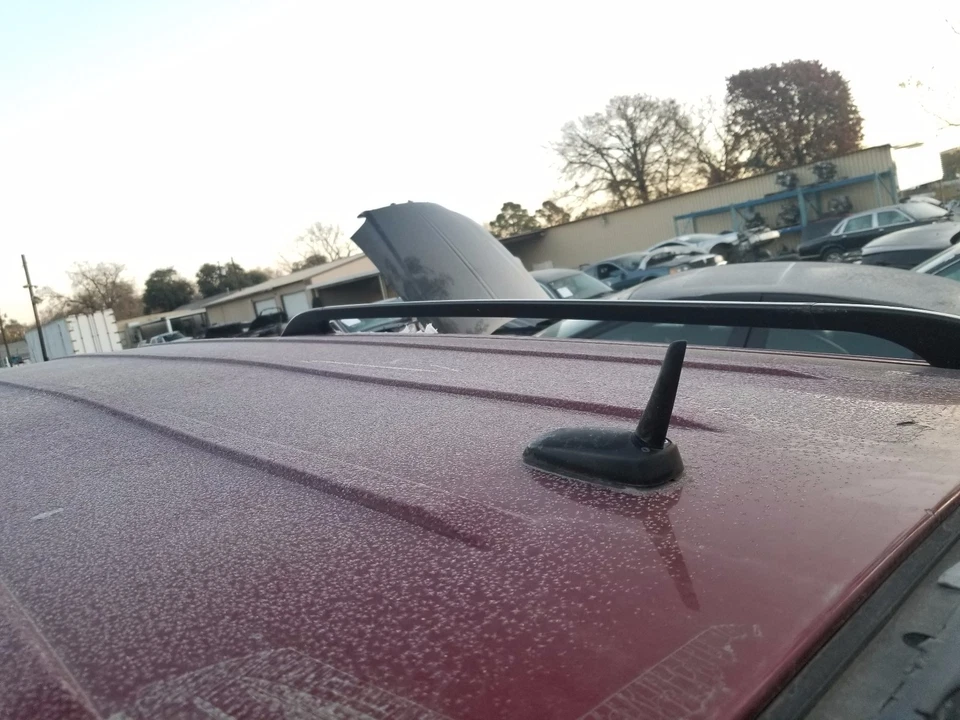 2004 2005 2006 年 2007 年凯迪拉克 SRX 车厢天线  — 第 1/1 张图片