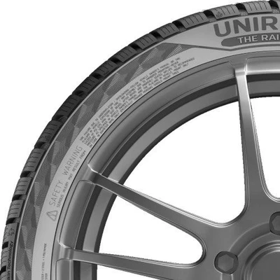 Uniroyal WinterExpert 245/45 R19 102V XL EVc - Bild 1 von 2