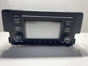 2018 HONDA CIVIC radio display receiver Sedan LX 39100TBAA22 OEM - Bild 1 von 10