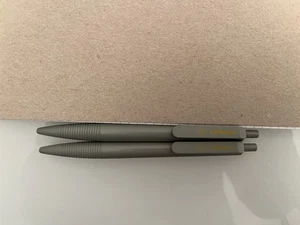 Klassiker Lufthansa Kugelschreiber Grau Gelb - Bild 1 von 2
