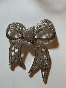 Spilla spilla strass trasparente tono argento fiocco nastro vintage 3,5 - Foto 1 di 2
