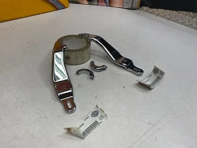 🔥Genuino 15-23 OEM Harley Road Glide Carenado Delantero Soporte Montaje Cromo Foto 1 de 4