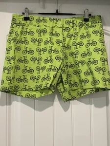 Crown & Ivy Shorts Women’s Sz 4 Bicycle Pattern Green EUC Fun Bikes Novelty - Picture 1 of 6