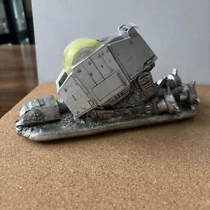 Hallmark Disney Star Wars Fan gefallen AT-AT Walker Empire Schreibtisch Klebebandspender - Bild 1 von 7