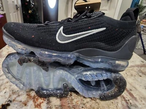 Nike Air Vapormax 2021 Flyknit Women’s Size 12 Men’s Size 10.5 DC4112 002 - Bild 1 von 12