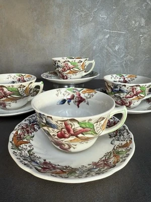 4 x Royal Doulton "Tintern"  Tea Cups and saucers, made in England - Image 1 of 4