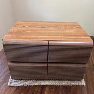 De colección 4 cajones imitación madera grano 36 cintas VHS almacenamiento organizador soporte estuche *defecto* - Imagen 1 de 12