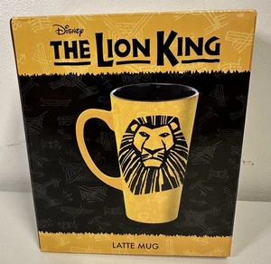 Taza de café con leche Disney Presents The Lion King Broadway musical alta 16 OZ NUEVA EN CAJA - Imagen 1 de 2