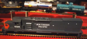 ho southern pacific diesel locomotive shell 8326 Shell - Picture 1 of 1