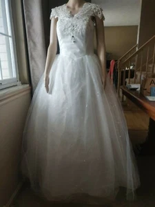 New with Tags Wedding Dress XXXL - Picture 1 of 12