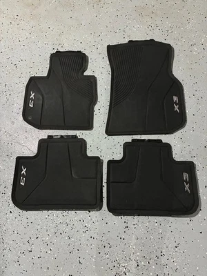 Alfombrillas BMW X3 G01 para todo tipo de clima | Original OEM | Delanteras y traseras | Forros de goma Foto 1 de 4