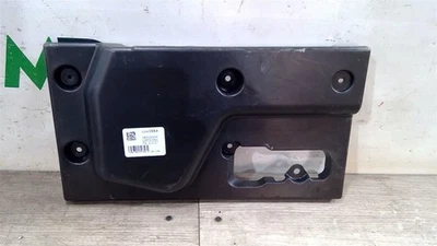 Chevrolet Colorado 2019-2021 instrumento panel de ajuste inferior OEM 22963884 Foto 1 de 4