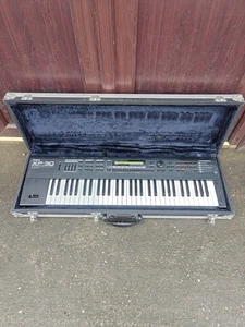 Roland XP-30 61-Key Keyboard Synthesizer - Black with Flight Case  - Picture 1 of 17