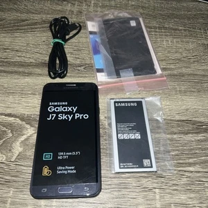 Samsung Galaxy J6 Sky Pro TracFone With Unused - Picture 1 of 7