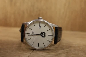 Herrenuhr Citizen G112-S101417 schwarz Leder Alberstsons Zifferblatt Kalender neu Batt - Bild 1 von 6
