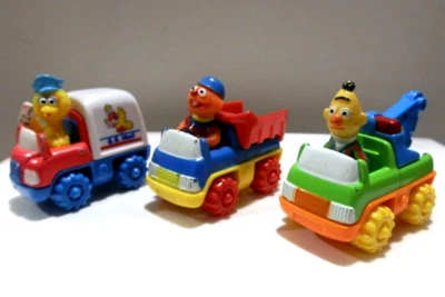 Matchbox Tyco Дошкольная Литая Улица Сезам Большая Птица Берт и Эрни - Изображение 1 из 4