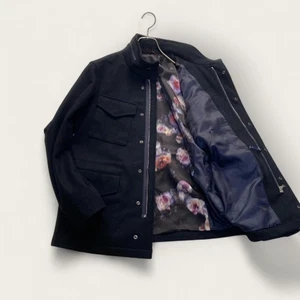 Chaqueta Militar Paul Smith Melton Lana Cachemira Patrón Completo Negra Uso Bidireccional - Imagen 1 de 20
