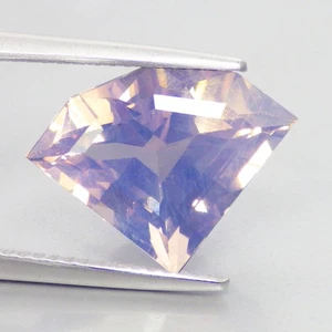 Cometa de lujo bien elegida de 5,26 quilates (15 x 11 mm) lavanda natural amatista de Bolivia - Imagen 1 de 7