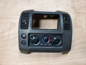 2005-2012 Nissan Pathfinder Radio Center Dash Bezel OEM Black - Bild 1 von 6
