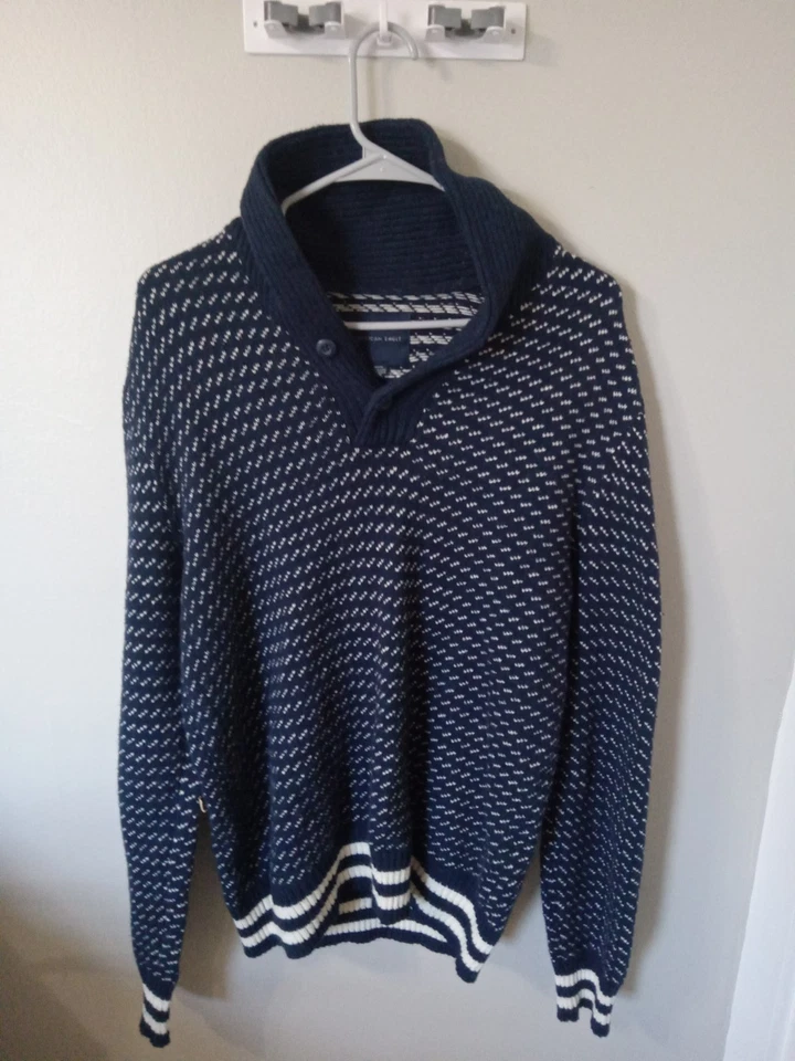 Vintage American Eagle Navy Knit Cardigan Sweater Size Medium - Image 1 of 4