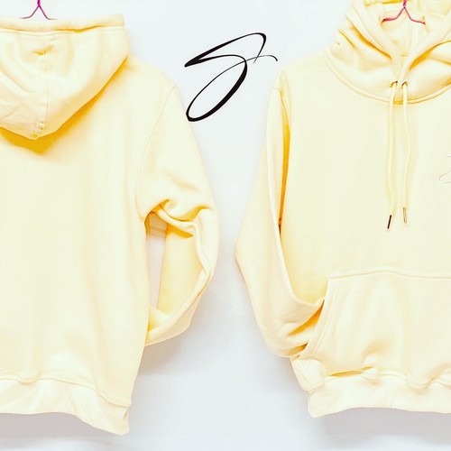 VETEMENTS Signature Hoodie Pastel Yellow (Small)