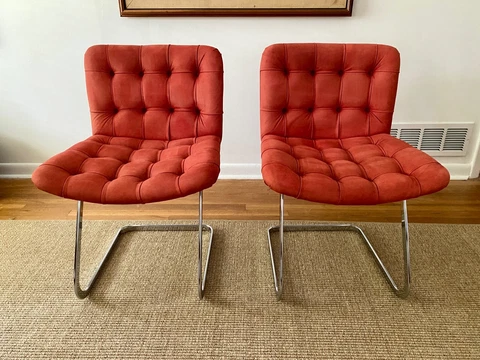 2 Leather Cantilever Chairs Designed By Robert Haussmann, de Sede, Stendig VGC Cover