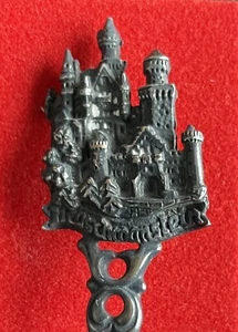 Vintage Schloss Neuschwanstein Souvenirlöffel Bayern Deutschland 4,25"" lang - Bild 1 von 3