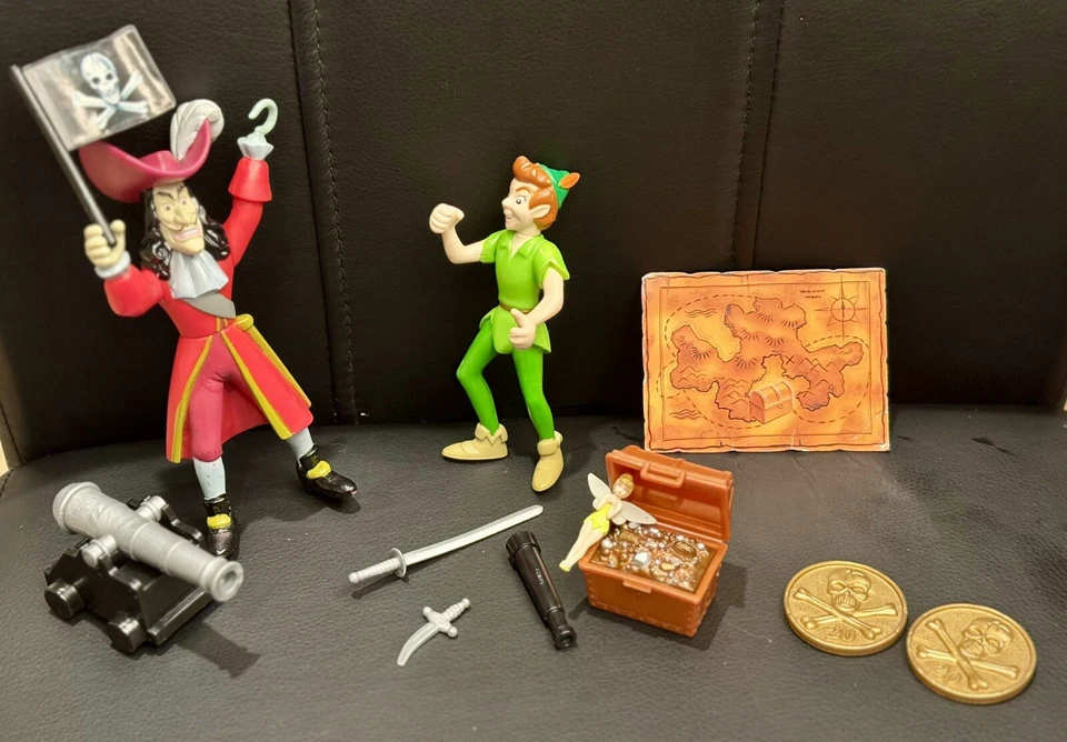 Juego de figuras de acción vintage Mattel Disney Peter Pan tienda 1997 gancho Campanilla Foto 1 de 4