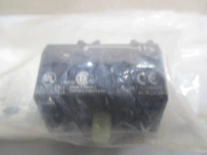   SIEMENS 52BAK CONTACT BLOCK KIT - Picture 1 of 2