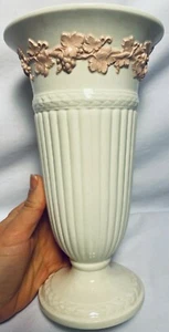 Antique Wedgwood of Etruria & Barlaston Embossed Queensware Trumpet Vase - Picture 1 of 5