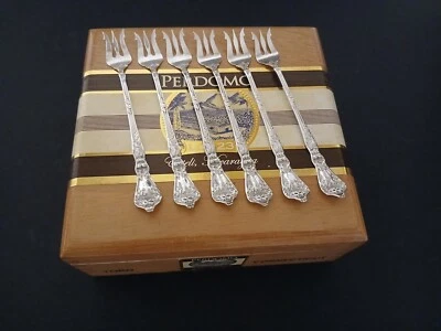 Seis (6x) tenedores de limón/cóctel Baker-Manchester con patrón de "amapola" de plata esterlina Foto 1 de 4