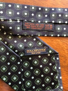 100 % ITALIENISCHE SEIDE SCHWARZ MIT GRÜNEN BLUMEN DOLCEPUNTA KLASSISCHE HERRENKRAWATTE - MAKELLOS - Bild 1 von 3