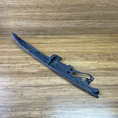 BMW M5 F90 2017-2023 cubierta del panel de ajuste lateral del sello del pasajero delantero derecho OEM Foto 1 de 4