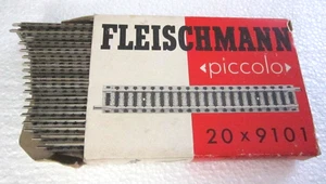 PACK DE 20 FLEISCHMANN 9101 N PICCOLO 111 mm PISTA RECTA NUEVO EN CAJA CAMA DE LASTRE NUEVA - Imagen 1 de 9