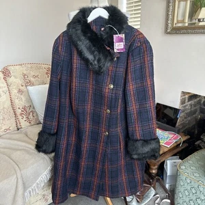 Joe Browns Beautiful Autumn Coloured faux fur trimmed Coat size 32 BNWT - Picture 1 of 16