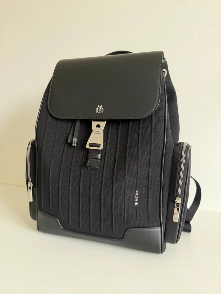 RIMOWA Rucksack Never Still - schwarz - neuwertig - Bild 1 von 4