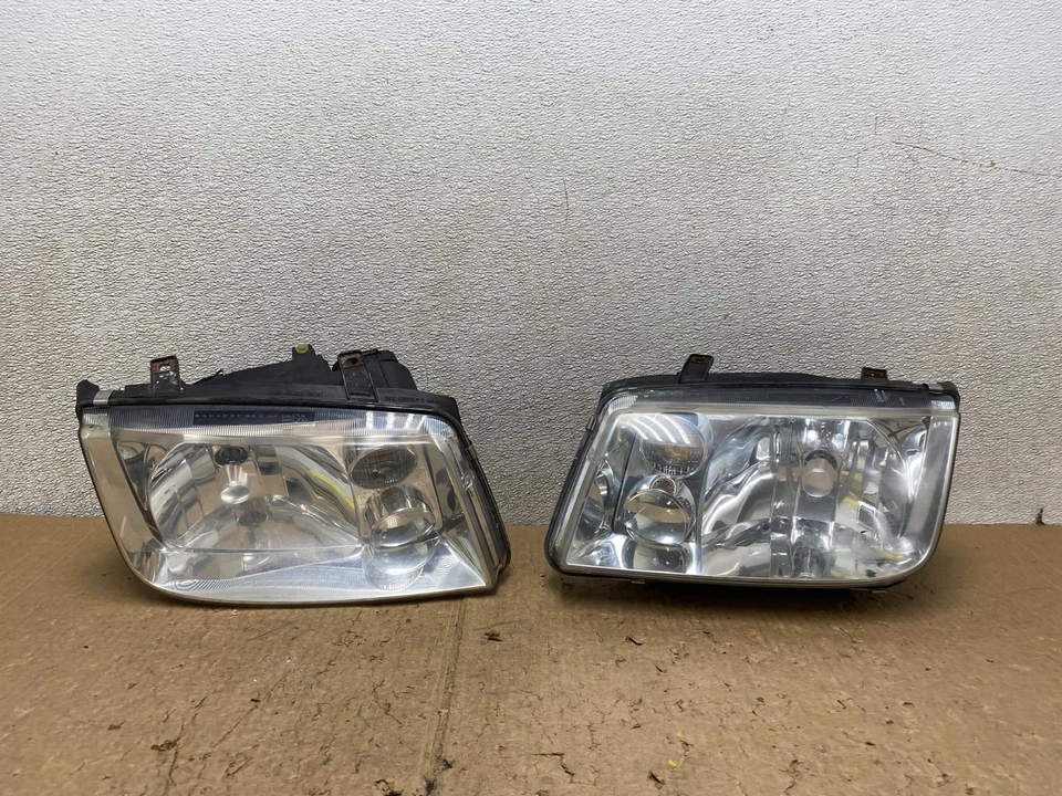 Faros izquierdo+derecho Volkswagen Jetta 2002 a 2004 OEM V3824 DW Foto 1 de 4