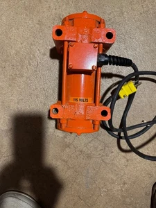 Vibratore elettrico ad alta velocità 1600 libbre Branford - Foto 1 di 4