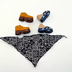 Primera Edición Muñeca Eitan Bratz Boyz Lote Zapatos Sandalias Bufanda Envoltura para la Cabeza (Leer) - Imagen 1 de 8